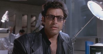 JURASSIC WORLD: REINO AMEAÇADO :: Jeff Goldblum de volta a franquia em primeiro video dos bastidores com cenas inéditas do filme Jeff Goldblum