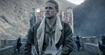 RETROSPECTIVA 2017 :: OS 10 PIORES FILMES DO ANO rei_arthur